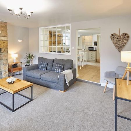 Host & Stay - Princess Place Townhouse Whitby Extérieur photo