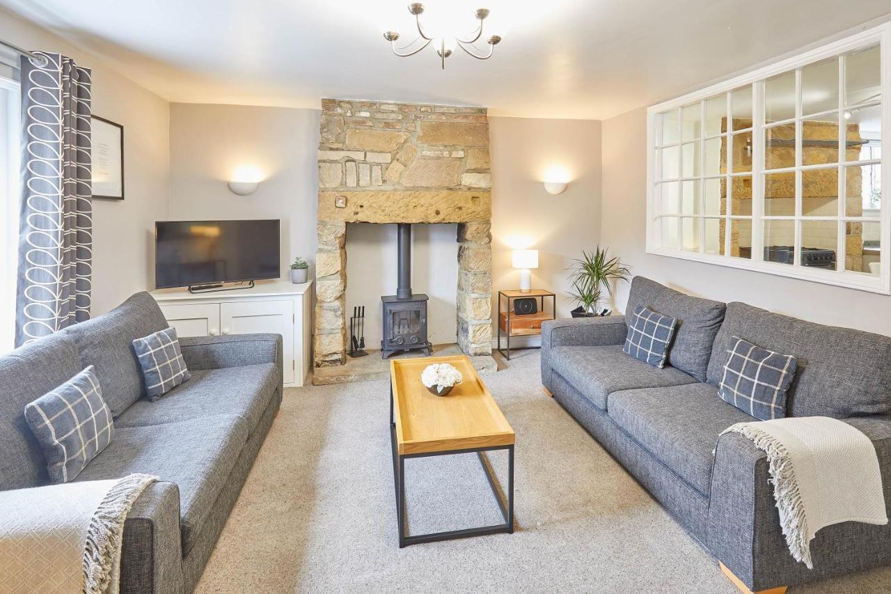 Host & Stay - Princess Place Townhouse Whitby Extérieur photo