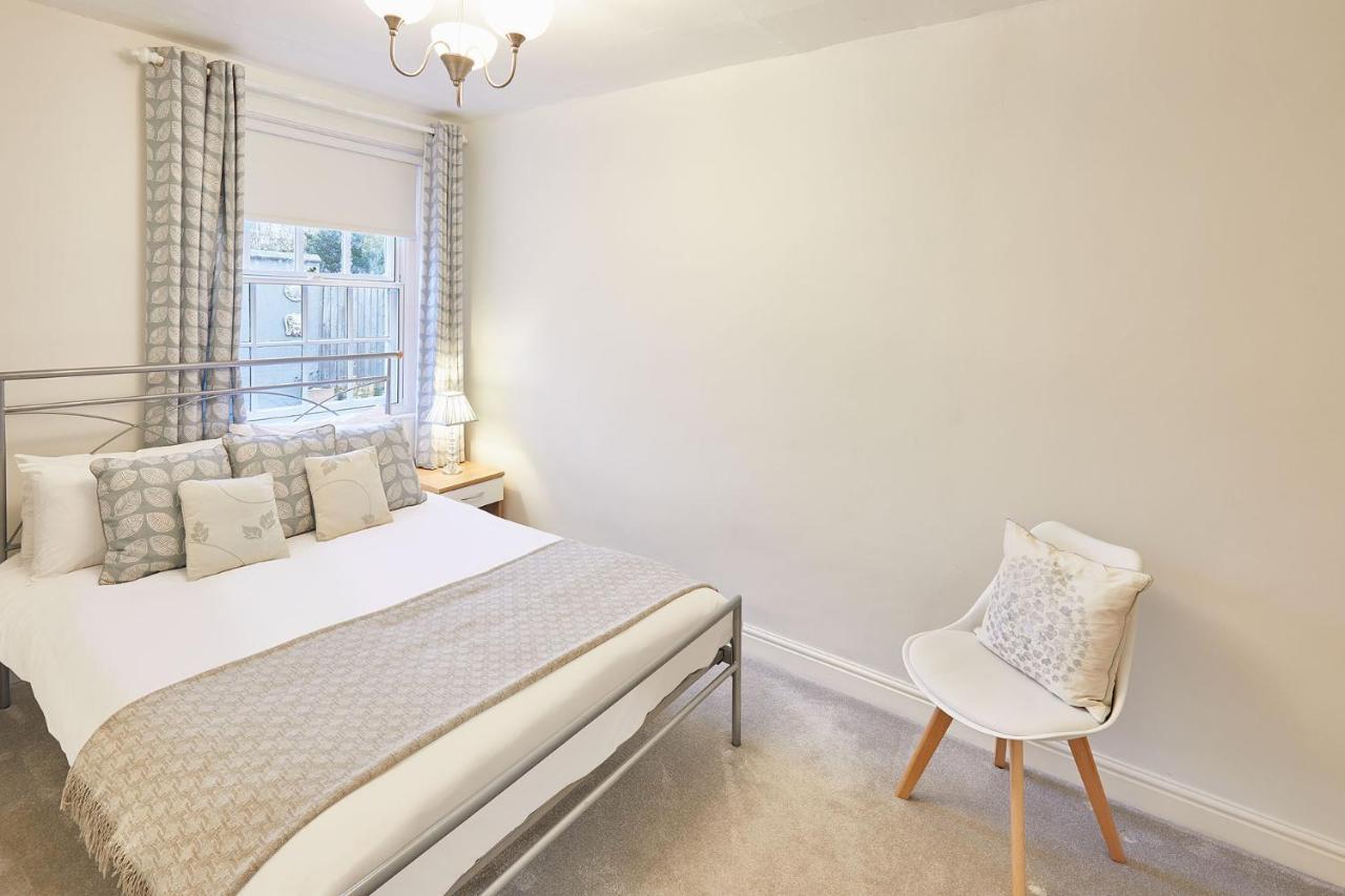 Host & Stay - Princess Place Townhouse Whitby Extérieur photo